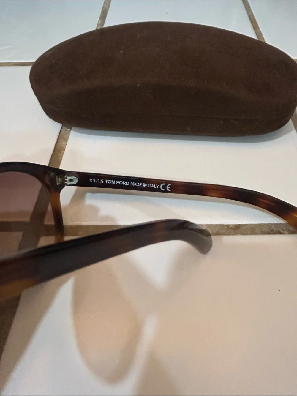 Tom Ford Women's Riley Tortoiseshell Sunglasses w/ Case